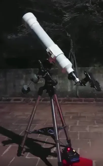 Star and moon tracker carrying a telescope at night