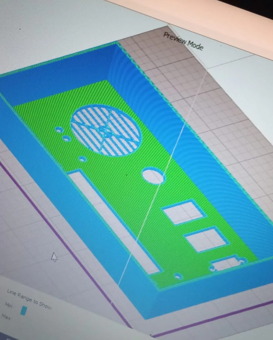 Slicer preview of the lid with the fan grille, slider slot and switch cutouts